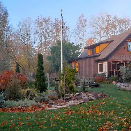 Saunaga Suur Puhkemaja Uneallikal, Harjumaal, Kuni 11 Inimest Villa *