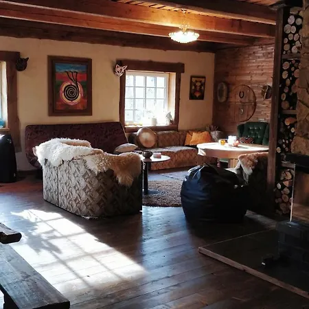 Saunaga Suur Puhkemaja Uneallikal, Harjumaal, Kuni 11 Inimest Villa *