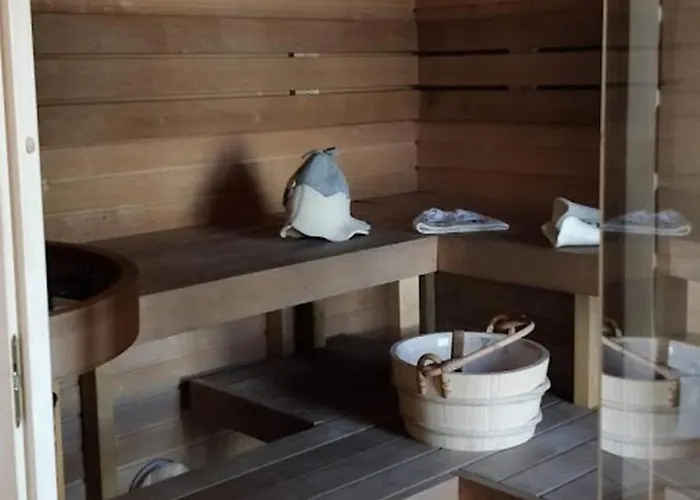 Saunaga Suur Puhkemaja Uneallikal, Harjumaal, Kuni 11 Inimest Vila *